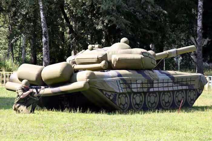 陆川军用坦克