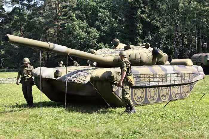 陆川部队充气坦克